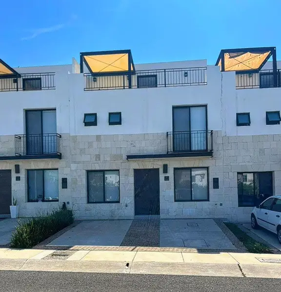 Venta Casa Torre de Bugambilias, El Refugio, Querétaro — foto 1 de 27