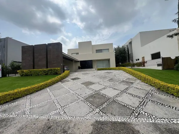 Casa en Renta en el Campanario, Querétaro — foto 1 de 31