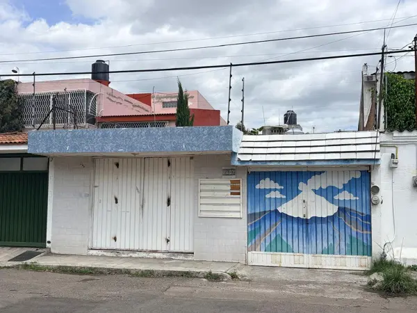 Casa con local comercial en venta, Puebla. — foto 1 de 23