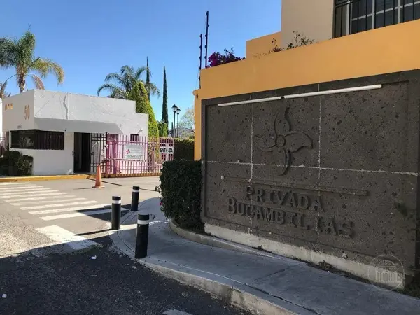 Renta de Casa en Privada Bugambilias - Colonia las Hadas, Querétaro — foto 1 de 27