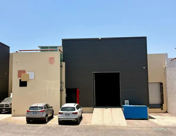 Bodega en venta en Parque Industrial FINSA Querétaro, El Marqués — foto 1 de 18