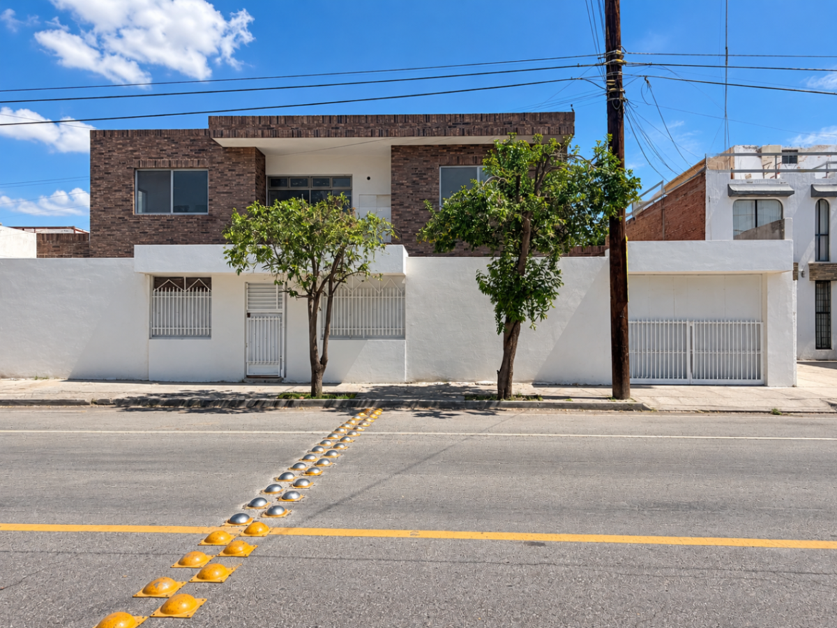 Casa en venta en Torreon Jardin, Torreón — foto 1 de 15