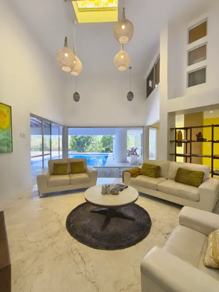 Se vende casa en Lomas de Cocoyoc, Morelos.