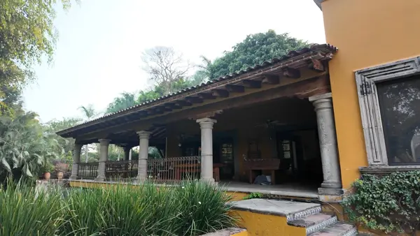 Residencia en Venta en Palmira, Cuernavaca | 2,400 m² de Terreno | Cancha de Tenis