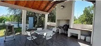 Quinta en venta en Montemorelos con cancha, alberca y paneles solares