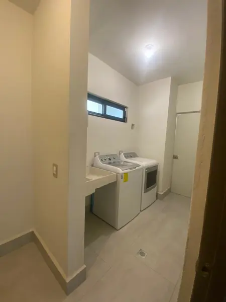 Casa en venta en Sin colonia, Santiago — foto 3 de 14