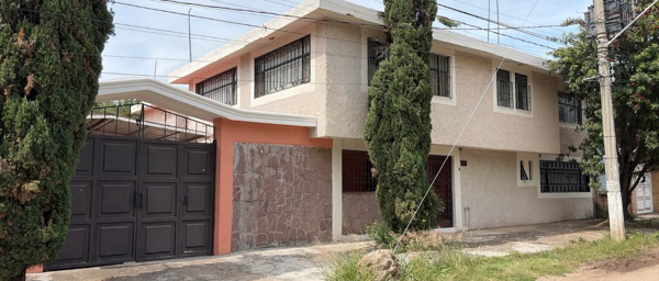 Casa en venta en Santa Gertrudis, León — foto 2 de 15