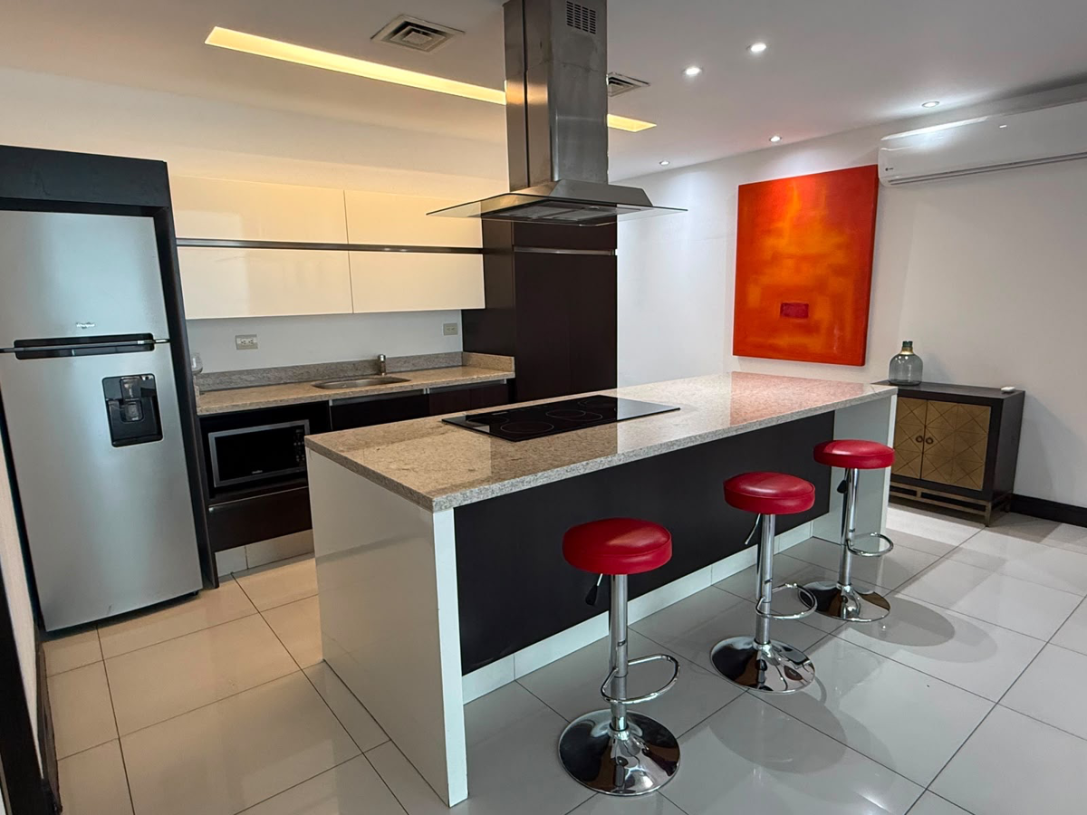 Departamento en renta en Del Valle Oriente, San Pedro Garza García — foto 1 de 18