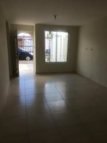 Casa en renta en Villas Del Rio, Culiacán — foto 2 de 10