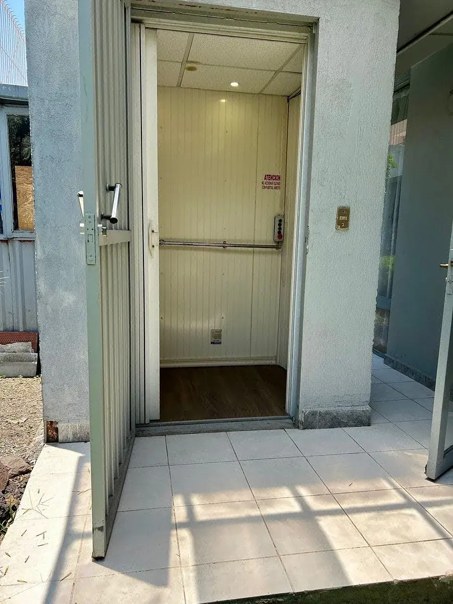 Vista 3 de Casa en Venta en Residencial Acoxpa, Tlalpan