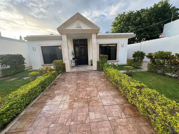 Casa de Una Planta en Venta en San Ramon Norte