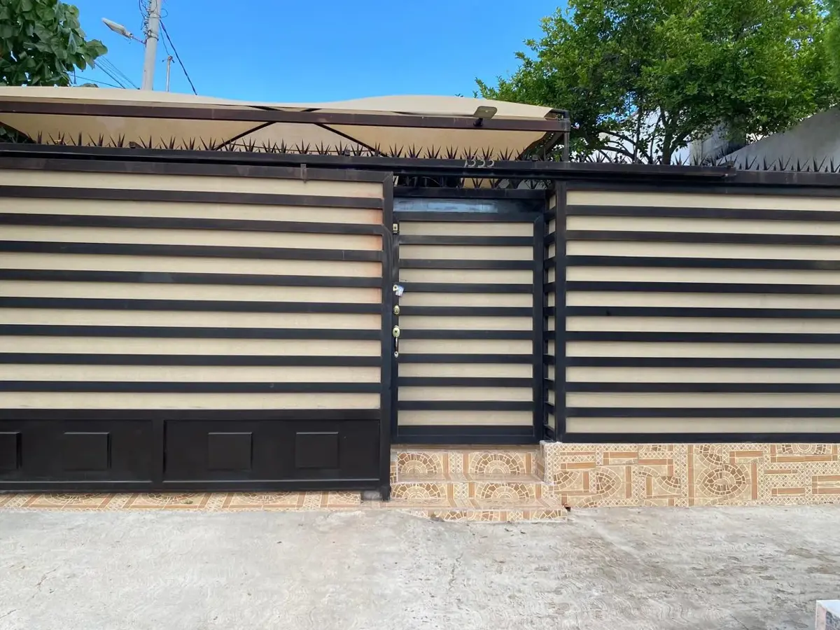 Casa en venta en Gomez Palacio Centro, Gómez Palacio — foto 1 de 34
