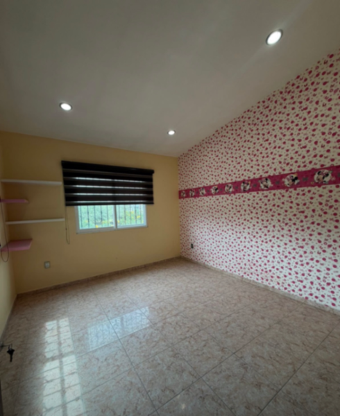 Casa en venta en Pedregal de San Carlos, León — foto 3 de 21