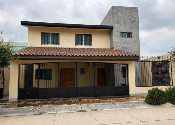 Casa en venta en Pedregal de San Carlos, León — foto 2 de 21