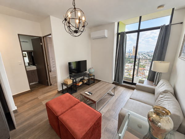 DEPARTAMENTO EN VENTA CENTRO DE MONTERREY (SEMILLERO)