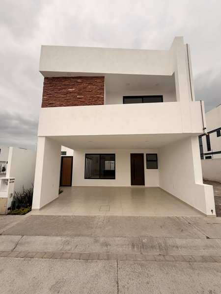 Casa en Renta en Santuaria Residencial