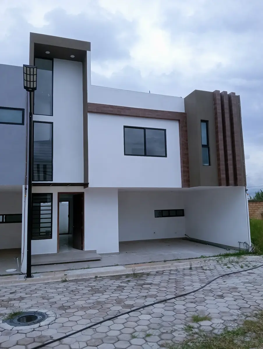 Casa en venta en San Bernardino Tlaxcalancingo, San Andrés Cholula — foto 1 de 17