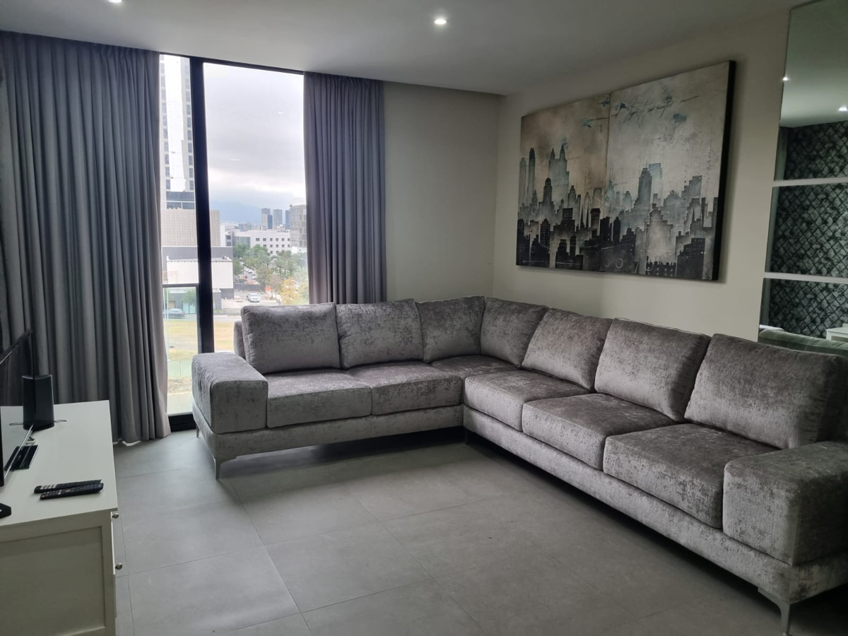 Departamento en renta en Del Valle Oriente, San Pedro Garza García — foto 1 de 10
