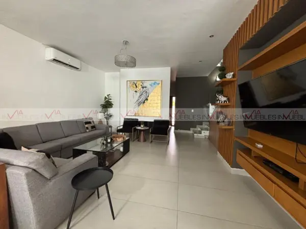 Casa en venta en Colinas del Valle, Monterrey — foto 3 de 12