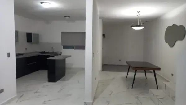Renta de Casa semi amueblada en Privadas de Lindora Escobedo