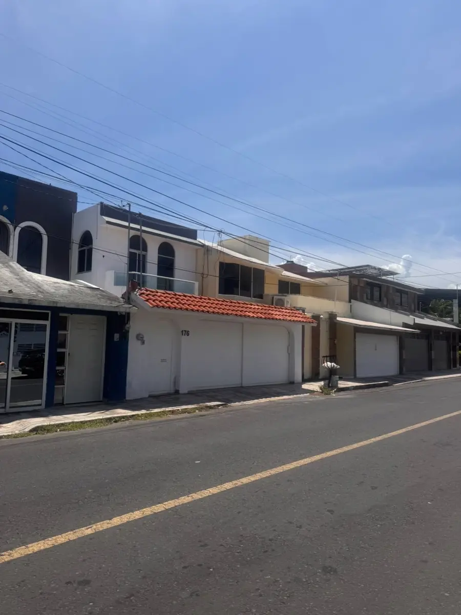 Casa en renta en Jardines de Mocambo, Boca del Río — foto 1 de 13