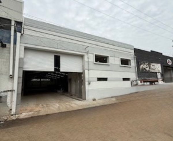 Bodega Industrial en Renta 950 m² | Monterrey | Oficinas y Excelente Ubicación