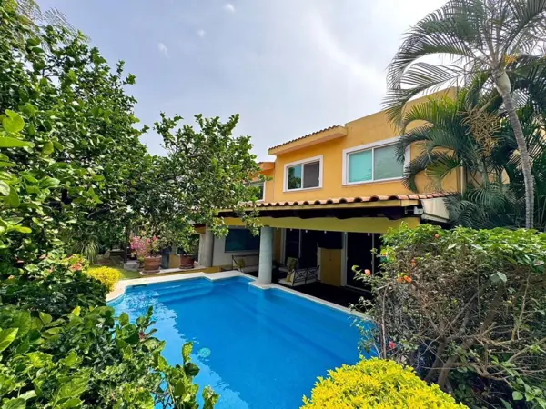 Casa en Condominio en Burgos Bugambilias, Temixco, Morelos — foto 1 de 25