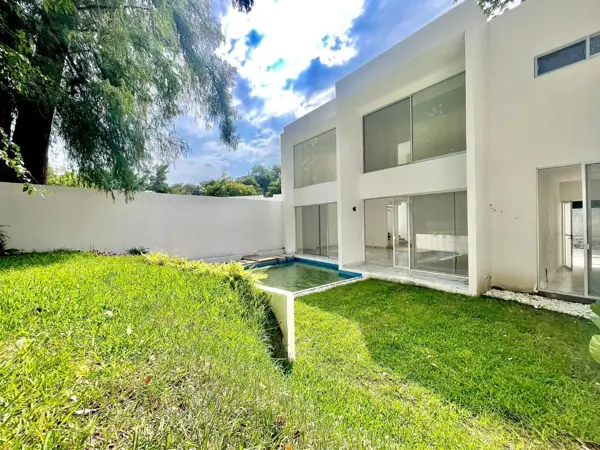 Casa en Privada en Lomas de Cuernavaca, Temixco, Morelos — foto 1 de 18