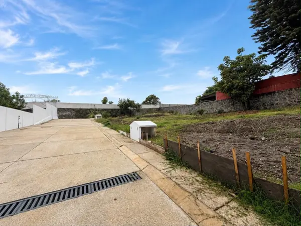 Terreno en venta en Lomas de Cortes, Cuernavaca — foto 2 de 8