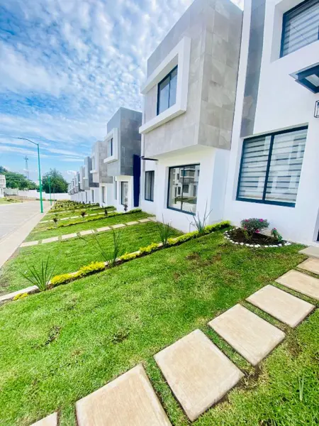 Casa en venta en Lomas de Tzompantle, Cuernavaca — foto 2 de 13