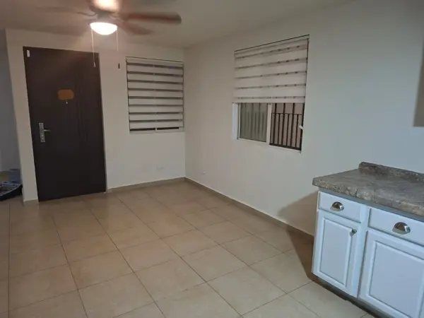 Casa en venta en Las Lomas, García — foto 2 de 13