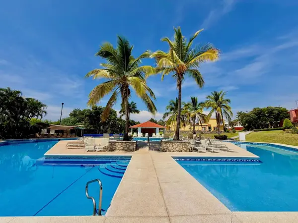 Casa en renta en Rinconada de Xochitepec, Xochitepec — foto 2 de 17