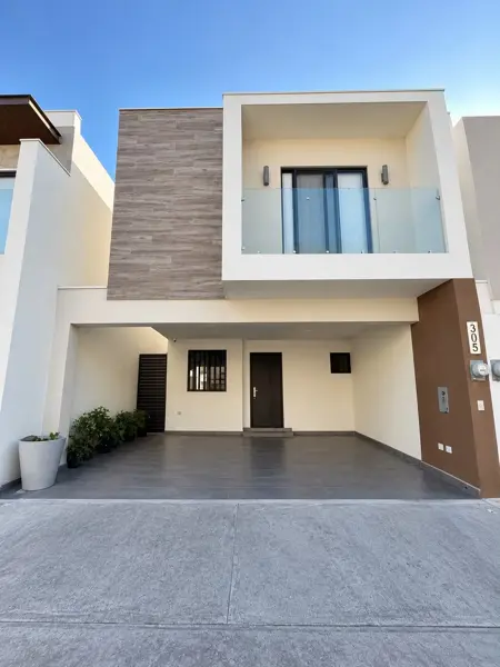 Casa en renta en Montenova, zona Cumbres García — foto 1 de 14