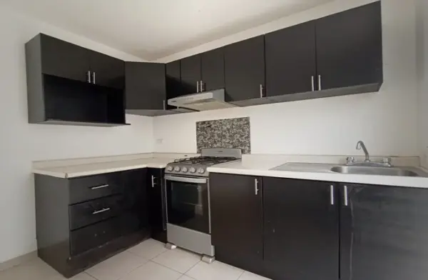 VENTA DE CASA ZONA SAN LORENZO ALMECATLA, CUAUTLANCINGO, PUEBLA