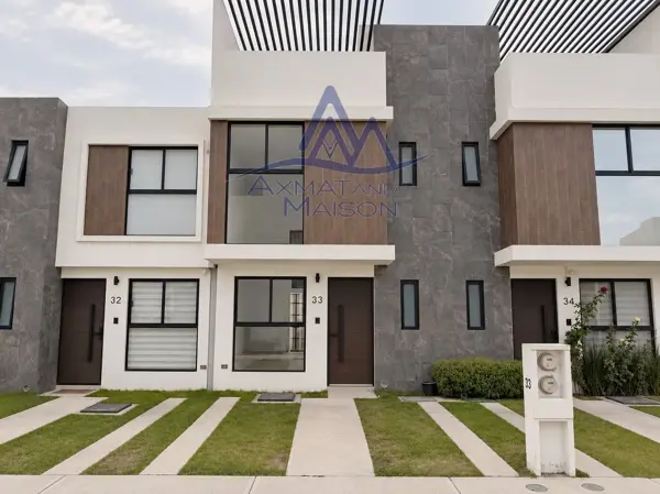 Casa en Coronango en Remate Bancario con Amenidades y Seguridad JX