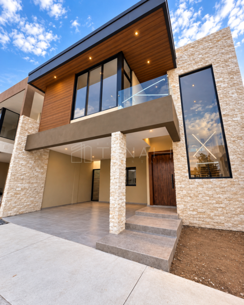 Casa en venta en Seterra Residencial, Saltillo — foto 2 de 18