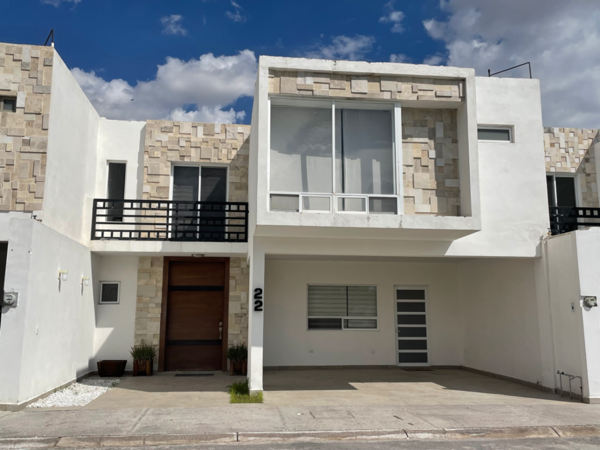 Casa en renta en Las Trojes, Torreón — foto 2 de 43