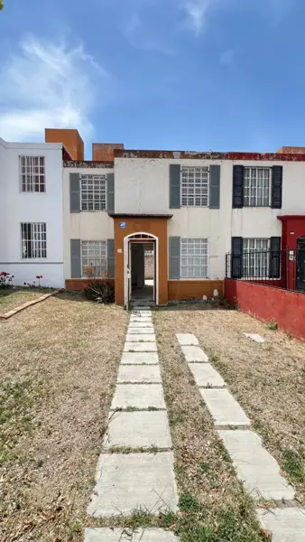 Casa en venta en Fraccionamiento Granjas Banthi, San Juan del Río — foto 2 de 29