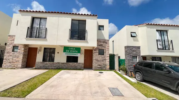 Casa en venta en Fraccionamiento Capital Sur, El Marqués — foto 2 de 31