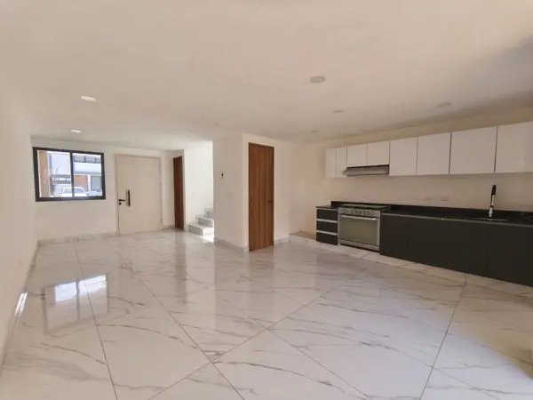 Casa en venta en Pueblo Santa María Zacatepec, Juan C. Bonilla — foto 2 de 55