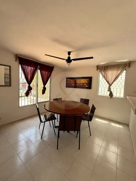Casa en renta en Francisco de Montejo, Mérida — foto 2 de 23