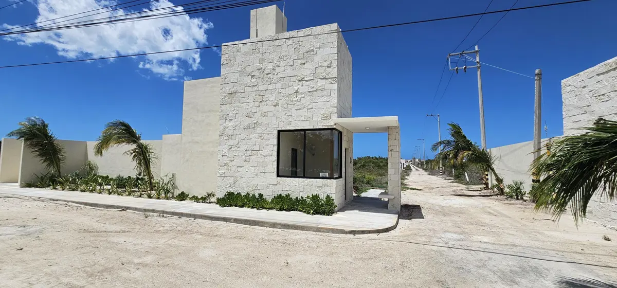 Terreno en venta en Pueblo Chicxulub Puerto, Progreso — foto 1 de 23