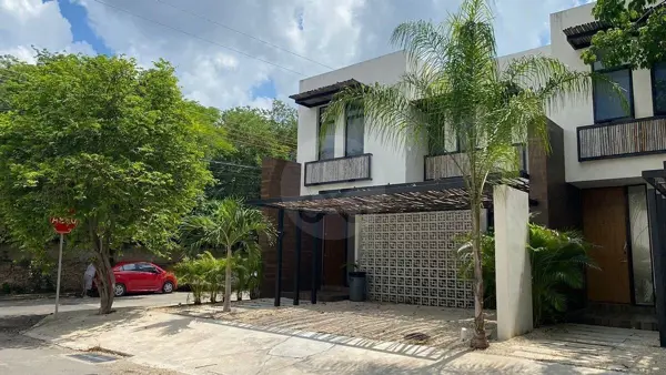 Casa en renta en Montes de Ame, Mérida — foto 2 de 27
