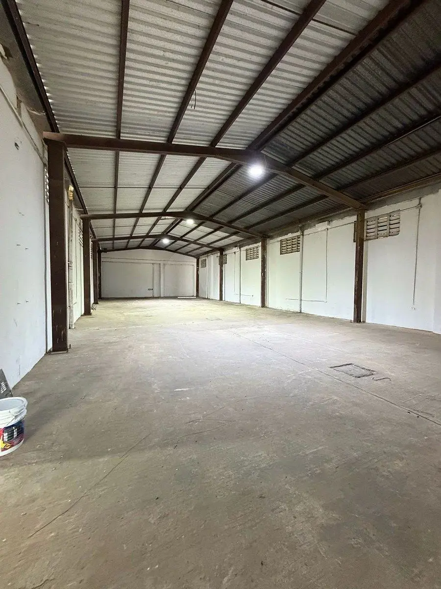 Bodega en renta en Chichi Suarez, Mérida — foto 1 de 11