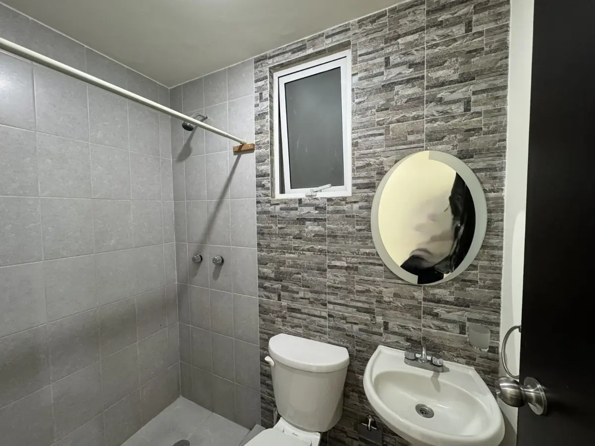 Vista 5 de Departamento en Venta en Moderna, Benito Juárez: Ubicación y Confort