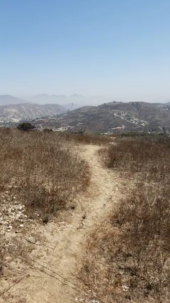 Terreno en venta en Valle Dorado, Tijuana — foto 3 de 12