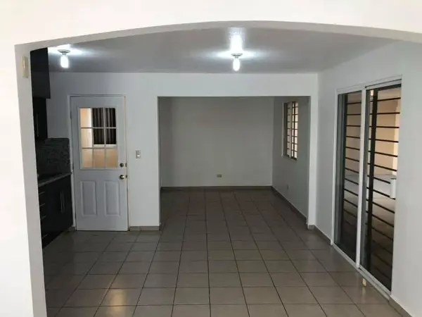 Casa en venta en El Rubi, Tijuana — foto 2 de 18