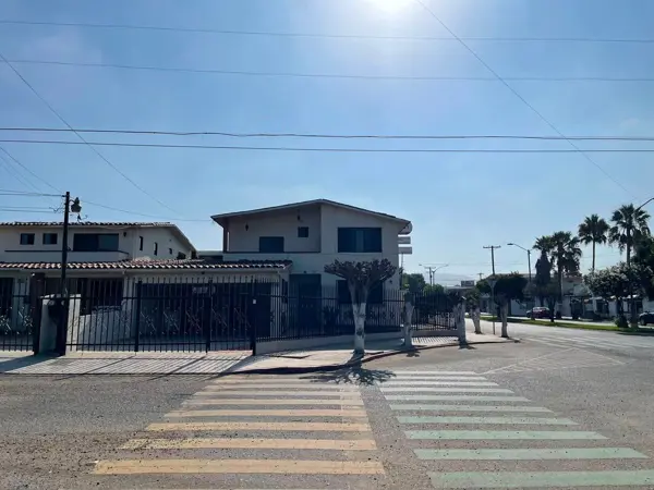 En renta: Propiedad en esquina fracionamiento Bahía, Ensenada