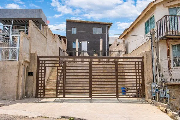 Se vende casa en La Postal de 3 recámaras — foto 1 de 12