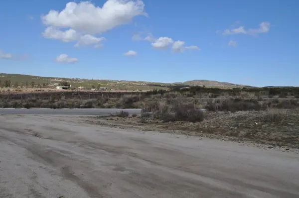 Oportunidad de Inversión, Terreno en esquina de 3.4 hectáreas.